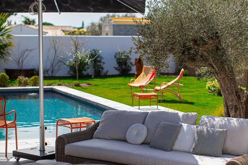 LARGE STANDING VILLA 7 BEDROOMS 14 PEOPLE POOL GARDEN - WOOD BEACH