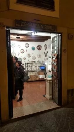 Ceramica RAKU Roma