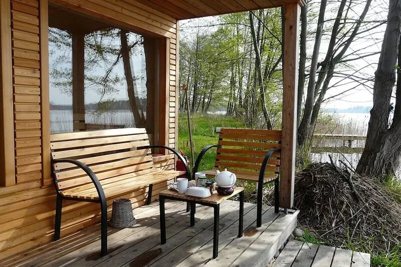 Luxury holiday home right on the lake, natural comfort in a modern style