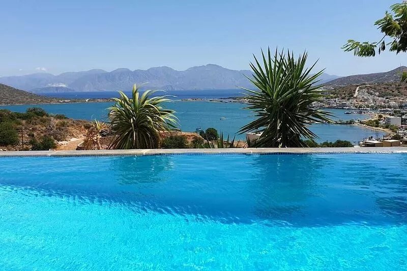 Villa DORE, magnificent view of the sea and mirabello bay