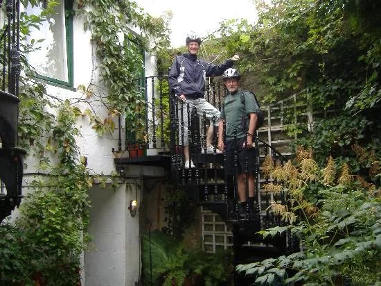 Hideaway Hostel