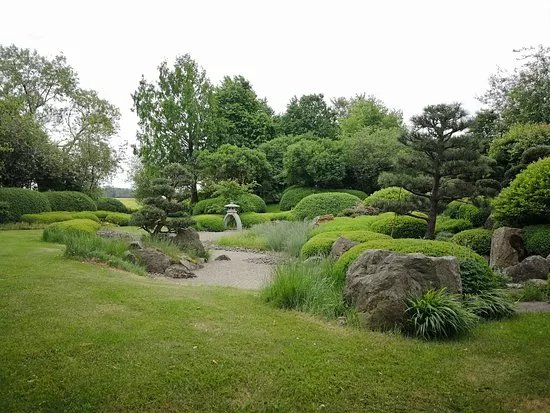 Roji Japanese Gardens