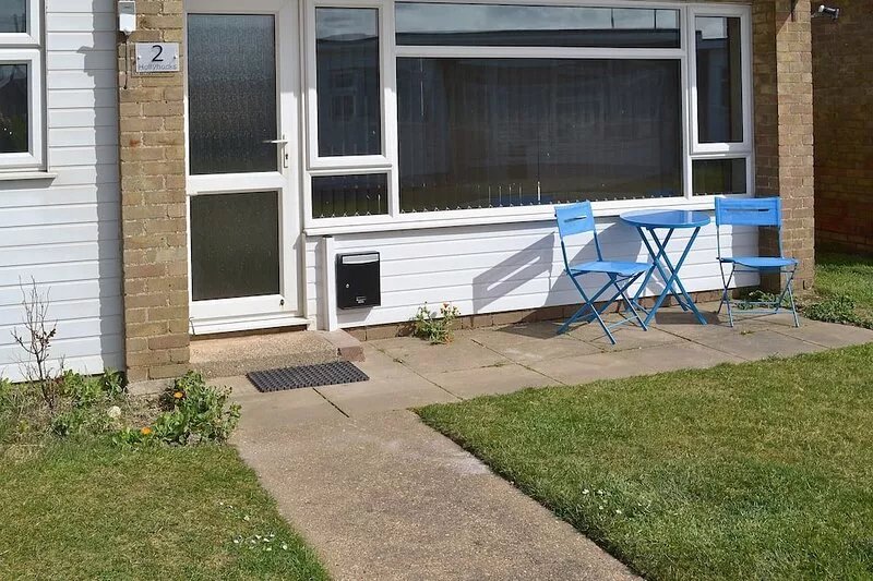 2 bedroom accommodation in Walcott