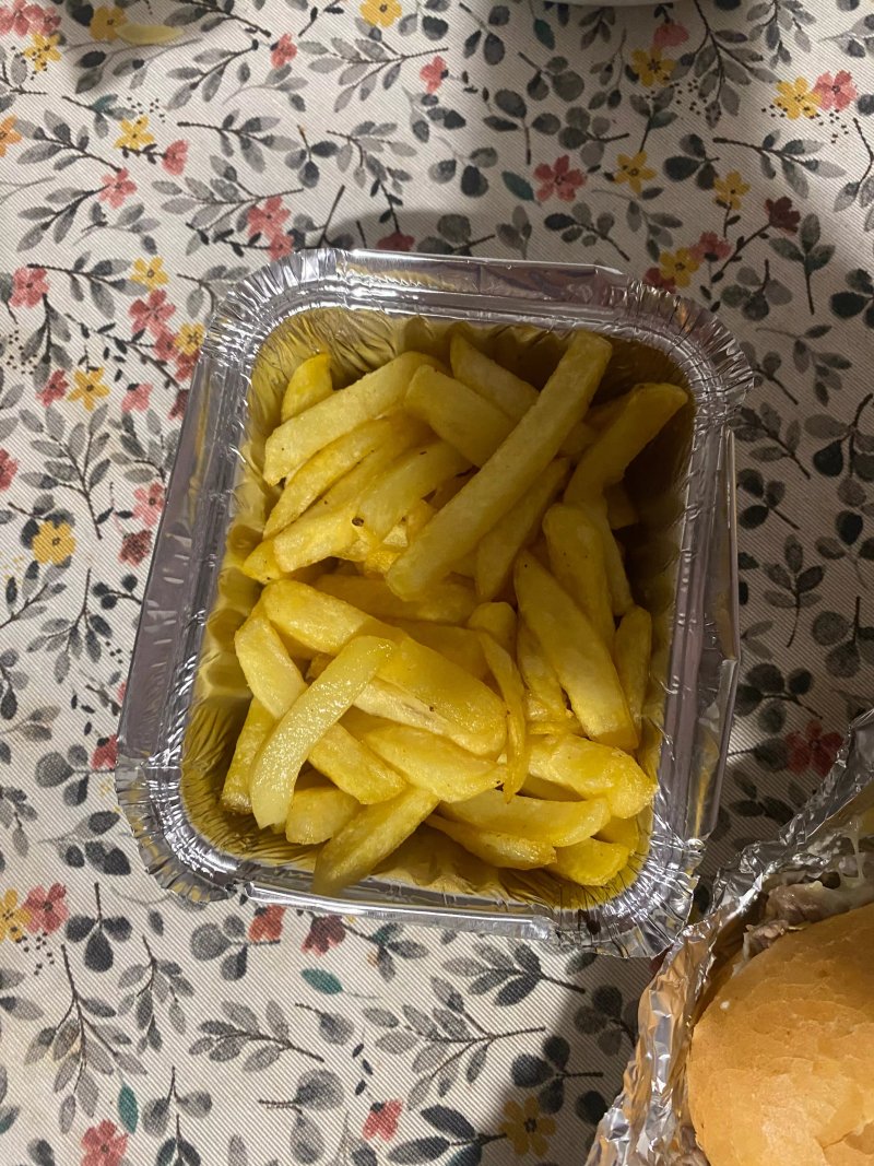 Ca" Lore Grill