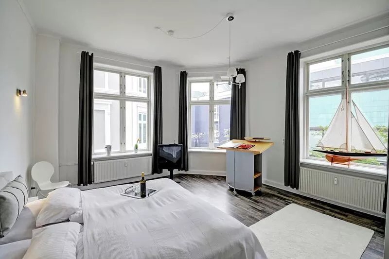 Gesine - 1st floor, bathroom with shower, WLAN, TV, old building, open kitchen