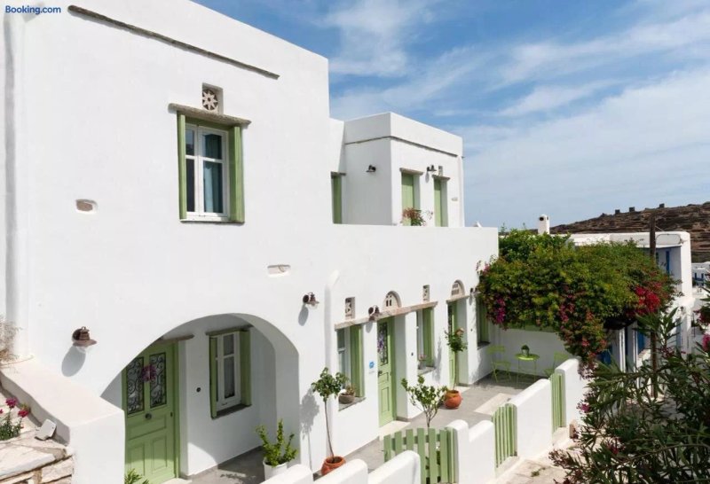 Skaris Homes