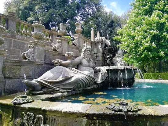 Fontana Dei Fiumi