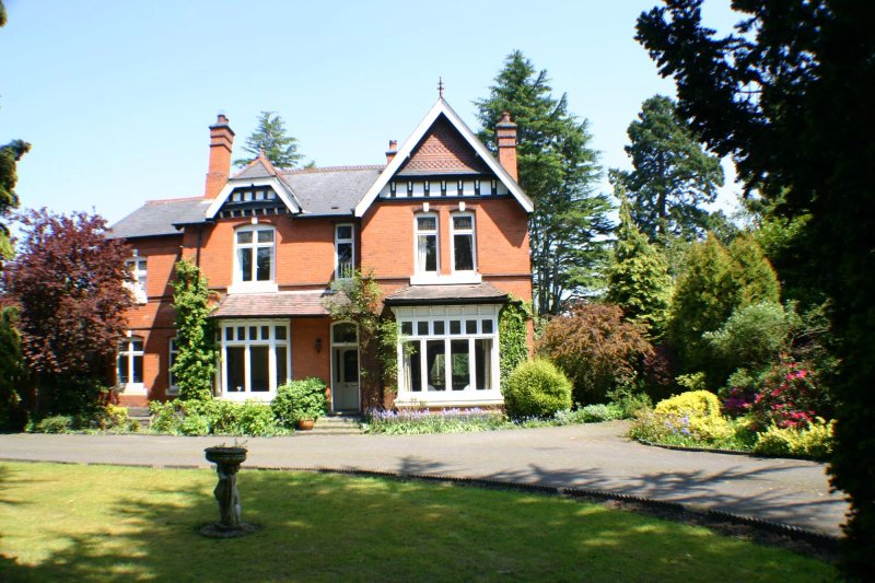 Glenlyon Bed and Breakfast