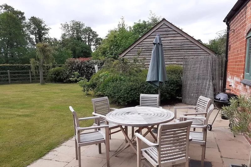 Dog Friendly Country Cottage, Heart of Shropshire