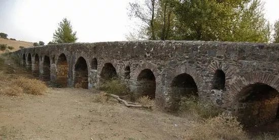 Ponte Romana sobre a ribeira de Odivelas