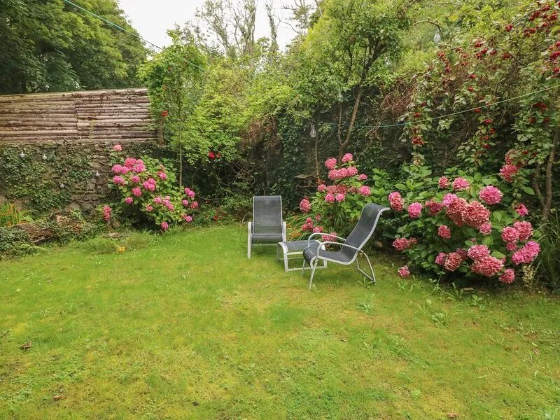 THE OLD MILL, pet friendly, character holiday cottage in Neyland