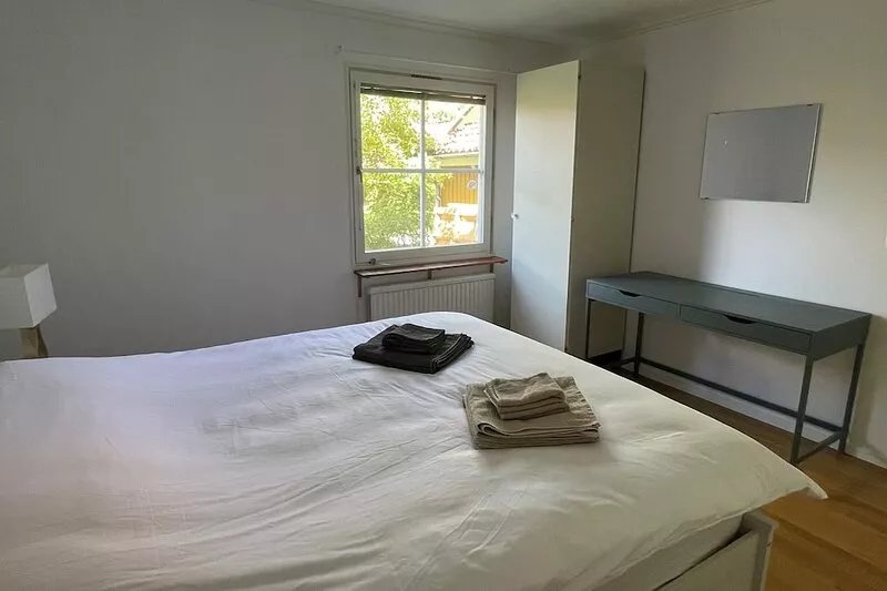 Newly renovated 2-room apartment in a beautiful villa area