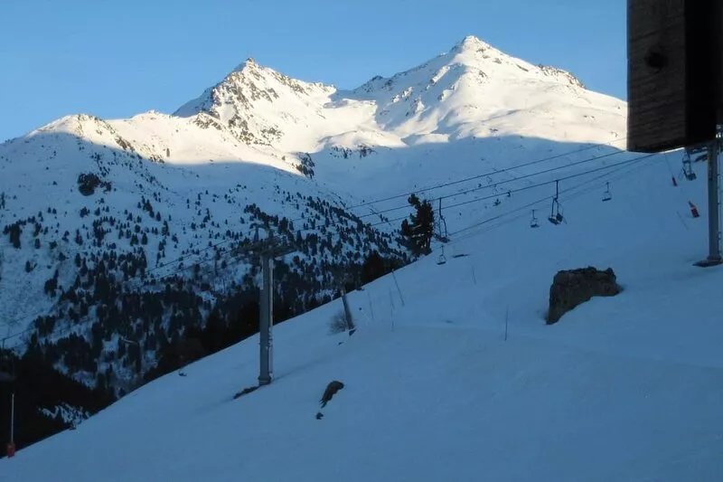 MERIBELMOTTARET In the heart of the 3 Valleys, the largest ski area in the world