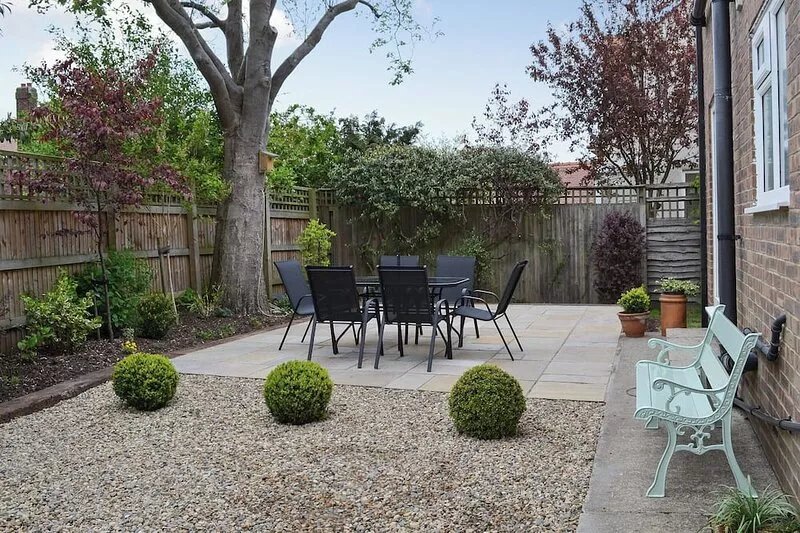 3 bedroom accommodation in Scarborough