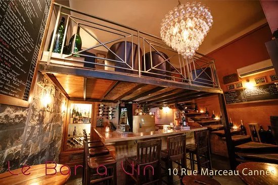 Le Bar a Vin