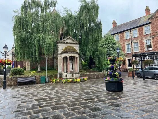 Statue Of Queen Anne, Minehead