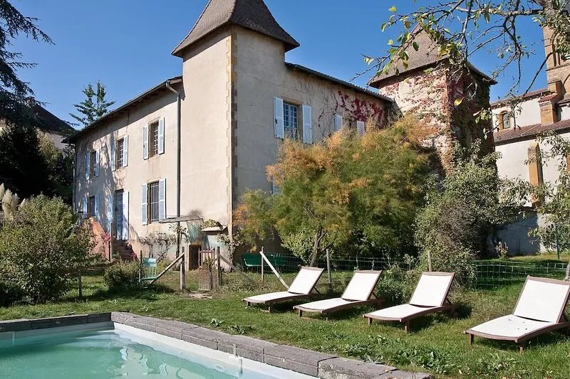 Large house from 1777 with indoor and outdoor pool