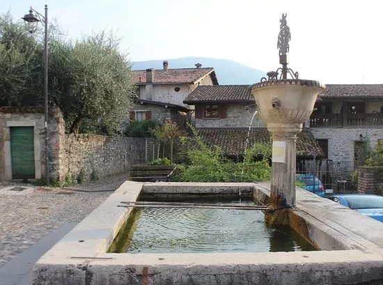 Fontana Lavatoio