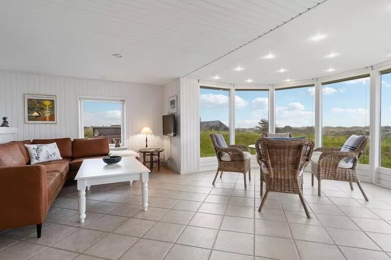 Cozy home in Blokhus with house a panoramic view