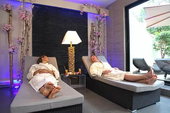 Attitude Spa