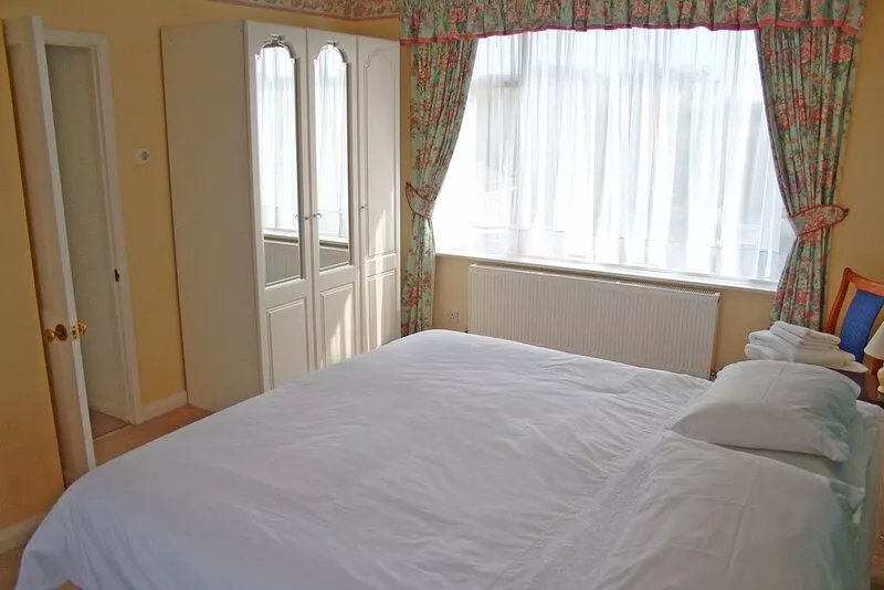 Delightful Holiday Cottage with log fire.  Five bedrooms, two bathrooms.