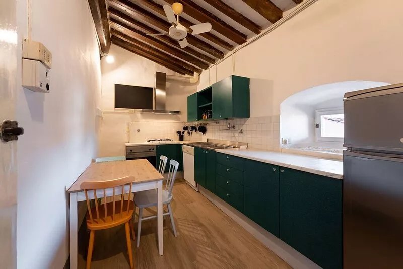 Borgo Santa Croce - Three Bedroom Apartment, Sleeps 6