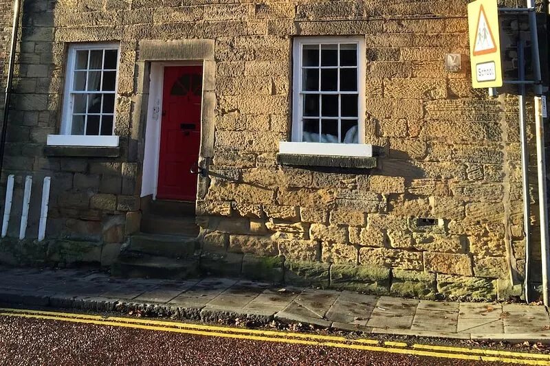 Barbican View, luxury Grade II listed apartment opposite Alnwick Castle