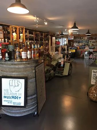 Le Garage a Vins