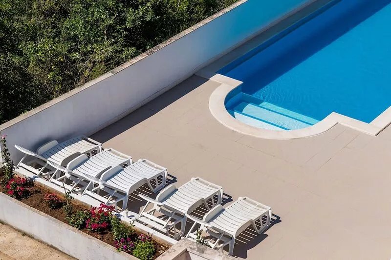 Apartment Alba- Duplex Two Bedroom Apartment with Shared Pool and Sea View
