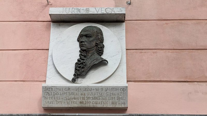 Spominsko obelezje Juriju Vegi
