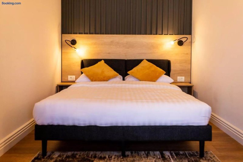 Corvin Guesthouse