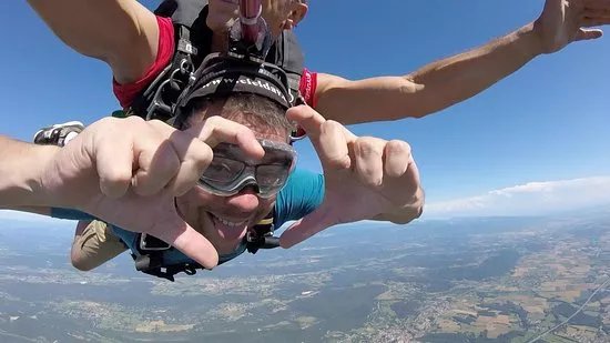 Auvergne Parachutisme