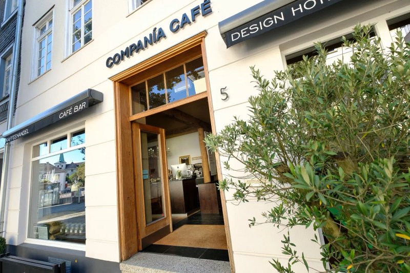 COMPANÍA CAFÉ DESIGN HOTEL