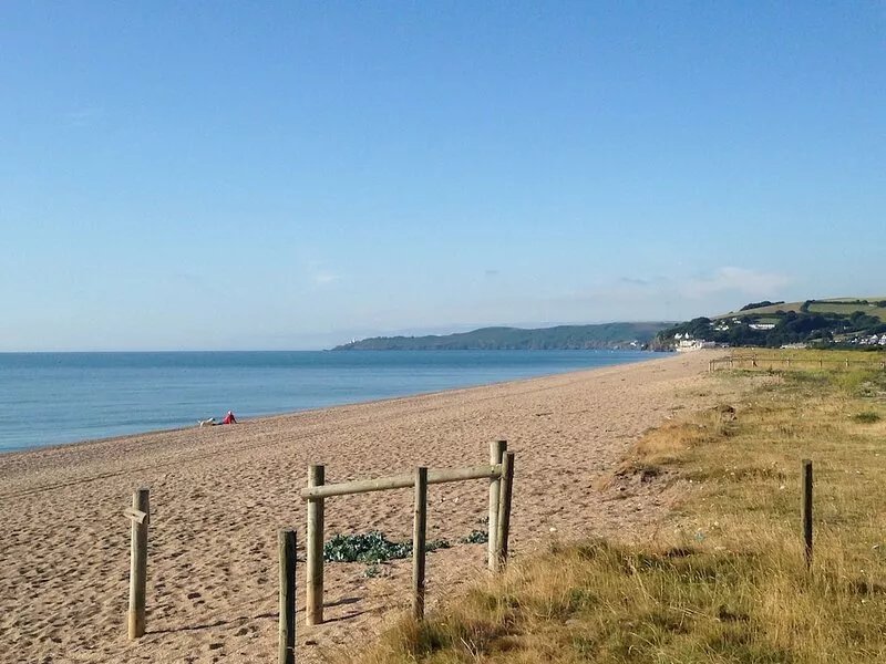 Spacious 4 Bed Devon Holiday House Near Sea; Sleeps 8. Pet friendly. Refurb 2024