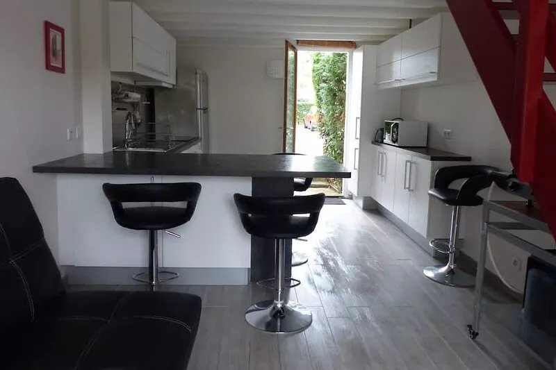 Direct access beach house T3, secure hamlet, ideal for families and golfers