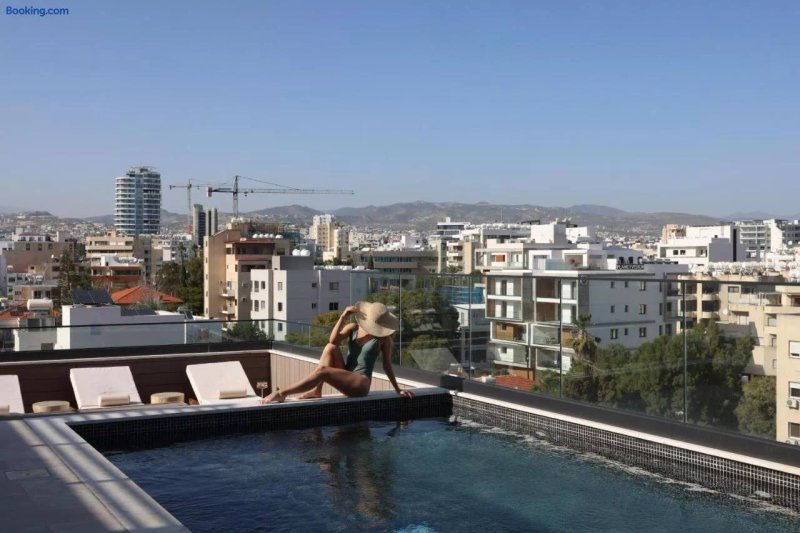 White City Limassol Aparthotel