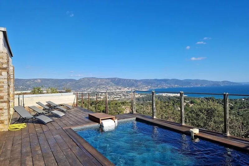 Gaou - Villa Oneiros, Paisible, Avec Piscine & vue mer