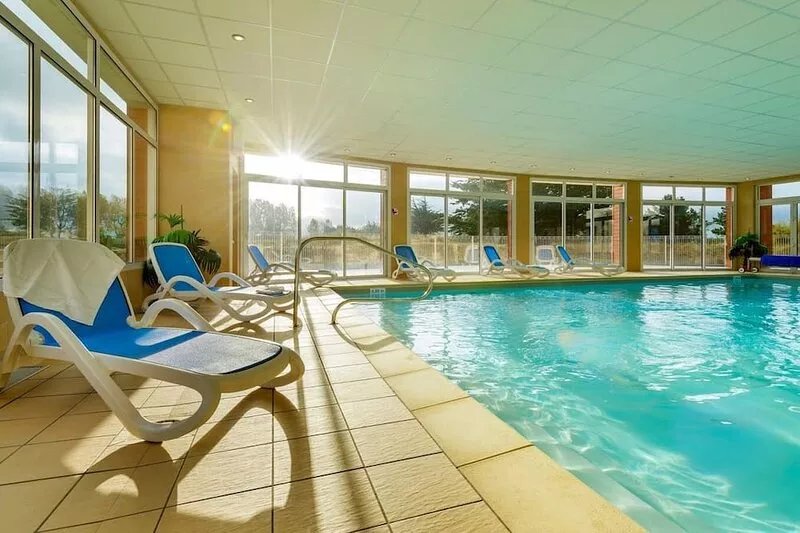 CAP Frehel T3 Duplex vue Golf des Sables D'or, à 700m de la Plage, Avec Piscine