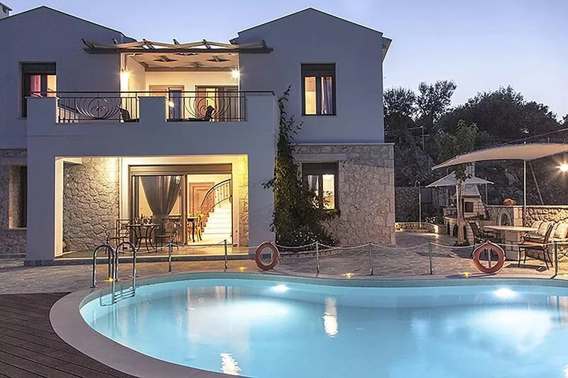 Unique Villa Zogianna Ideal For Families With Pool & Jacuzzi