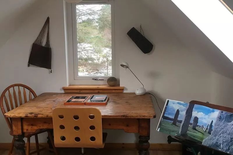 Spacious 3 bedroom longhouse in an idyllic location above Loch Broom