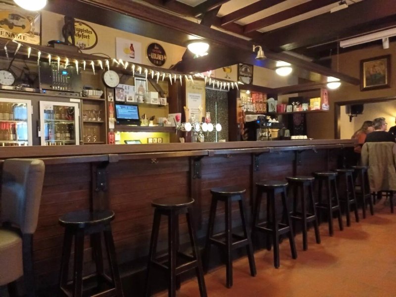 Cafe de Vegtes