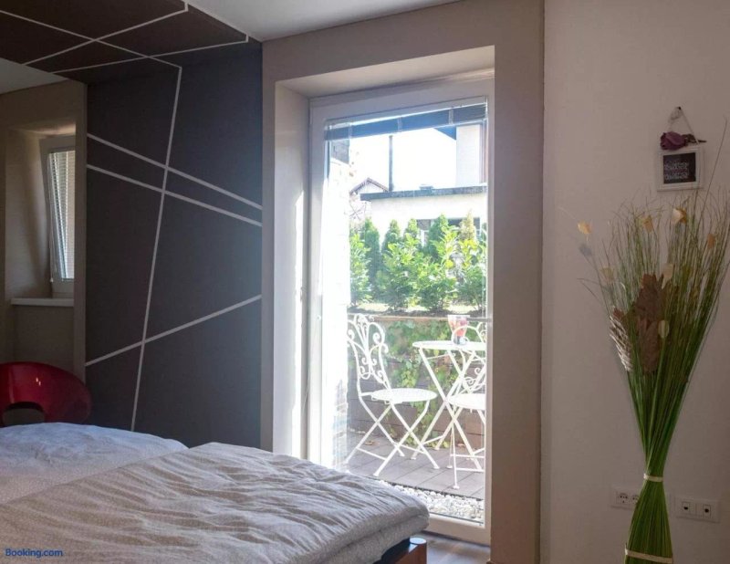 Cute Sunny Apartment KOD1