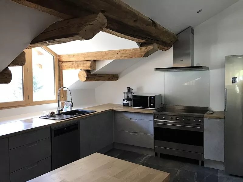 Luxury chalet 270m2-18 pers spa sauna 100 m cable car recent renovation