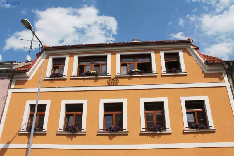 Apartments & Suites Zluta Hruska
