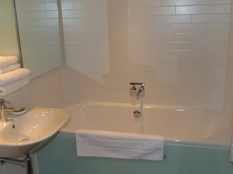 Stylish waterside apartment, near The Angel, a historic part of central London