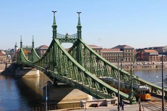 Liberty Bridge (Szabadsag hid)