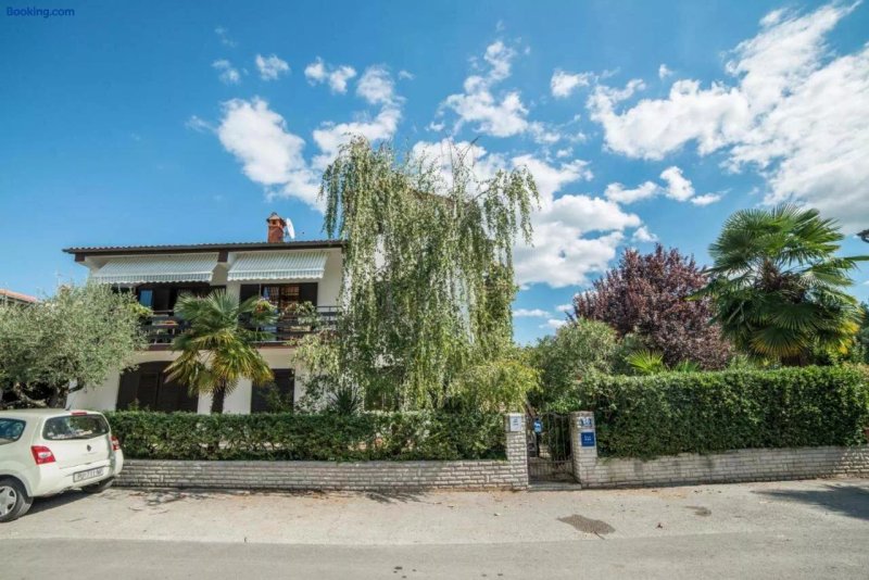 Apartments Zrinka 793