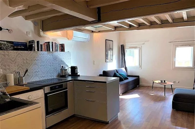 Duplex with rooftop - AirCon - Up to 4 people