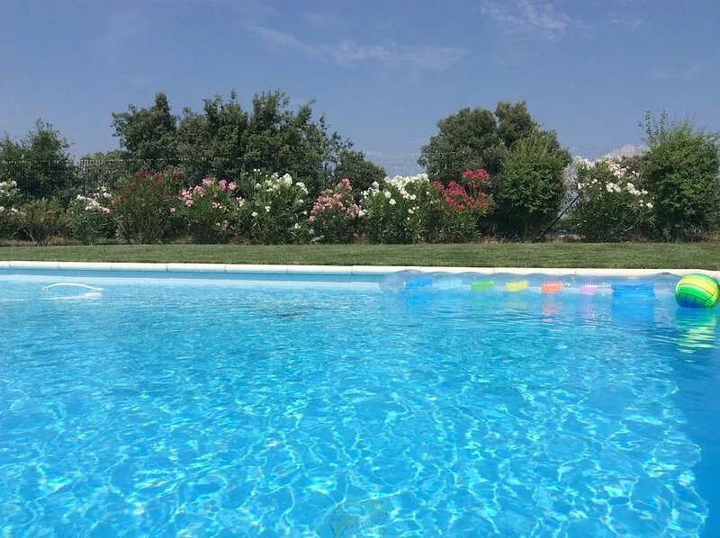 Charming family farmhouse in Pernes les Fontaines - Wifi and Canal +