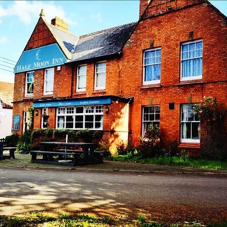 Half Moon Inn